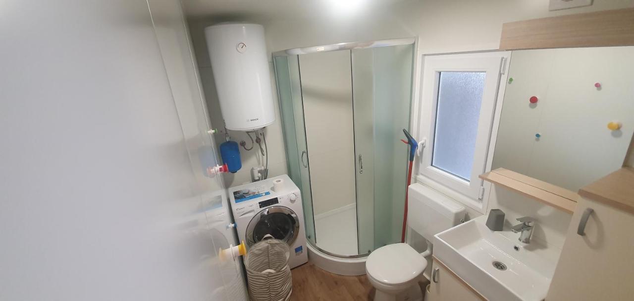 Zen Murter Mobil Home Betina  Luaran gambar