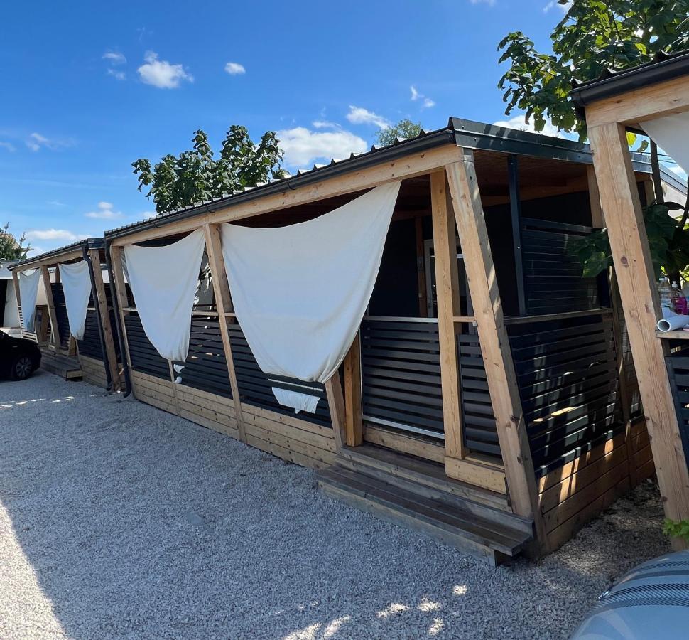 Zen Murter Mobil Home Betina  Luaran gambar